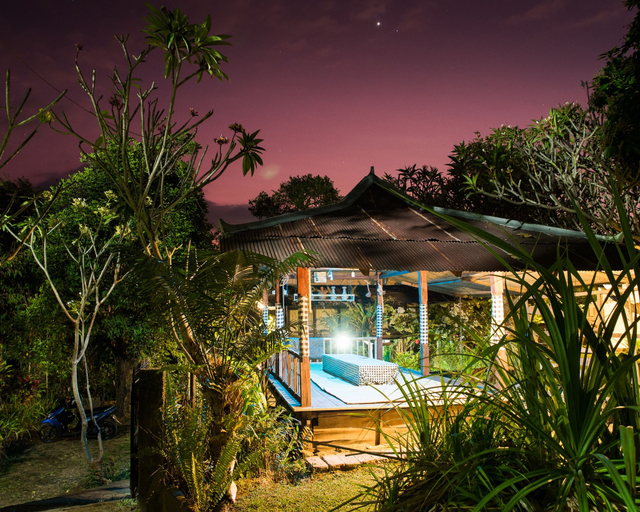Exterior & Views 2, ESA di Kubu Homestay, Buleleng