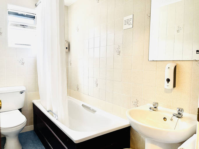 Bathroom 4, Lovat Hotel, Perthshire and Kinross