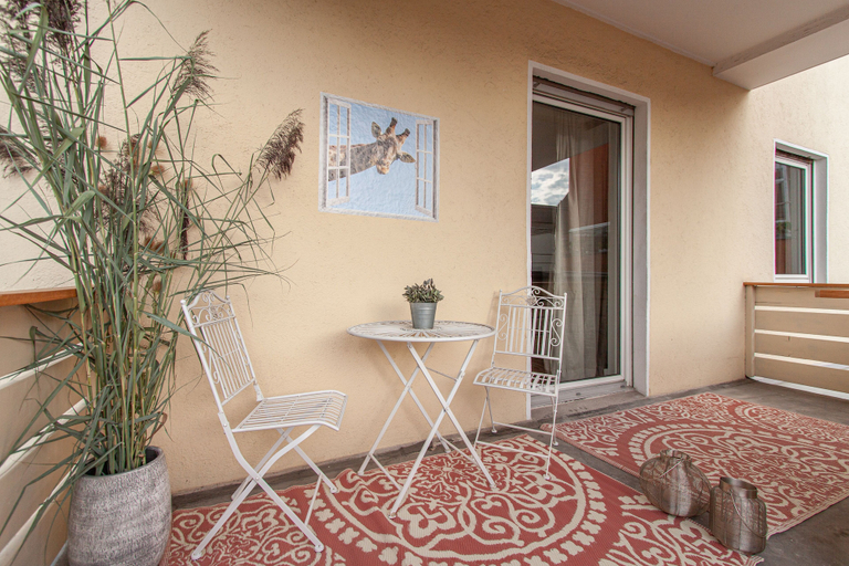 Others 5, cozy living near Residence with terrace, Würzburg