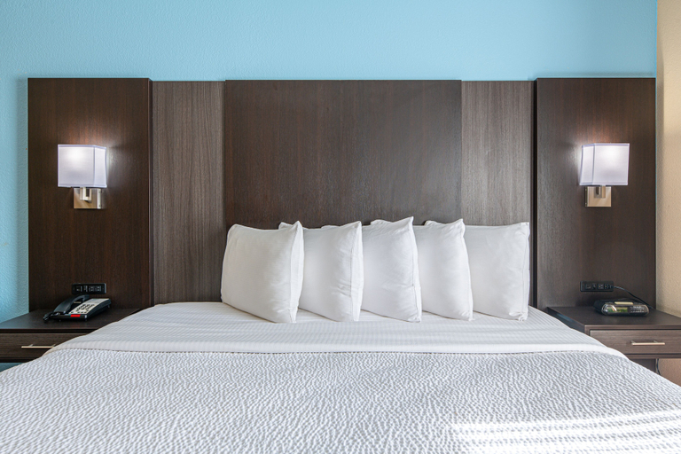Bedroom 4, River Bend Inn, Sevier