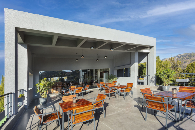 Food & Drinks 5, Suryavilas Luxury Resort & Spa, Solan