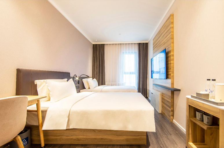 Bedroom 2, Hanting Premium Hotel Beijing Shilihe Metro Station, Beijing