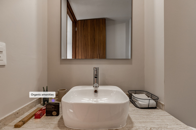 Bathroom 5, Roma Norte Trendy Apartments by VIATO, Mexico City