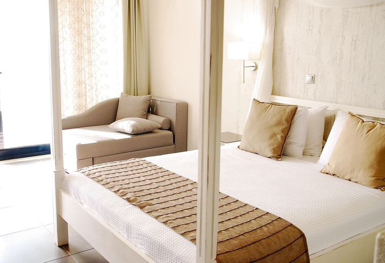 Bedroom 3, Samothraki Beach Apartments and Suites Hotel, East Macedonia and Thrace