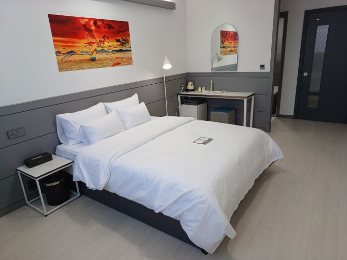 Bedroom 2, Hi&Hotel, Pyeongtaek