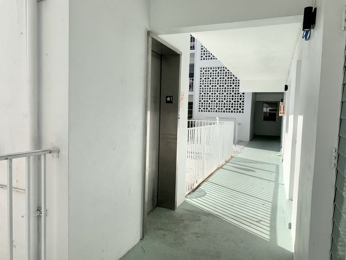 Bedroom 3, Bayview Regency Apartments By Lowkl, Broward