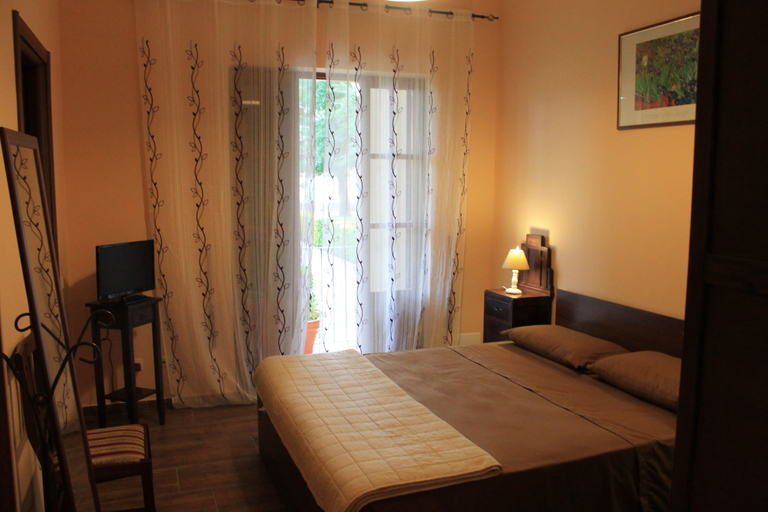 Bedroom 3, Relais La Mimosa, Latina