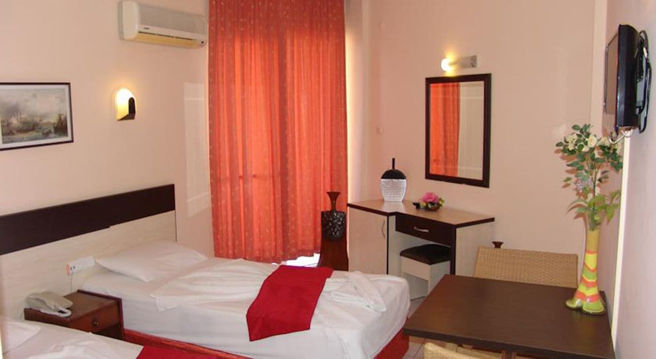 Bedroom 3, Kleopatra İkiz Otel, Alanya