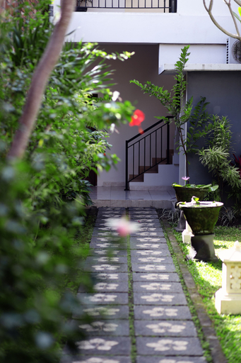 Exterior & Views 2, Cameng Homestay, Denpasar
