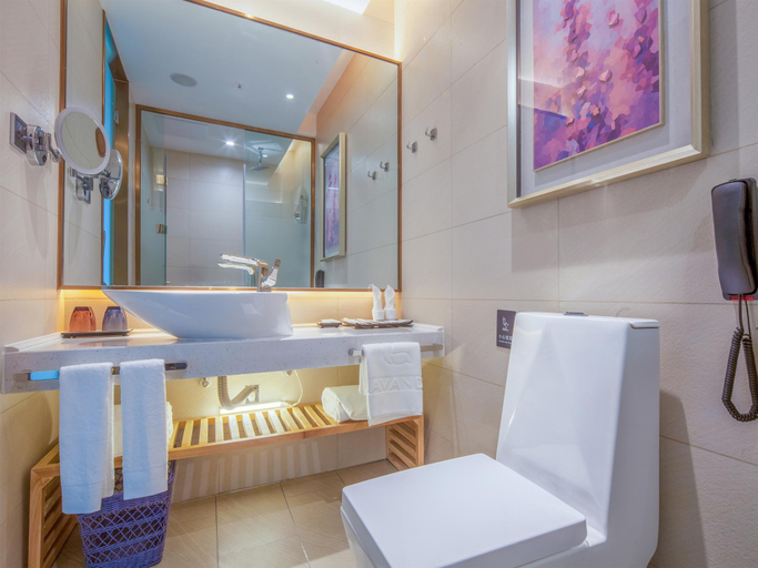 Bathroom 4, Lavande Hotel Changsha Yangguang 100 Fenghuang Street, Changsha