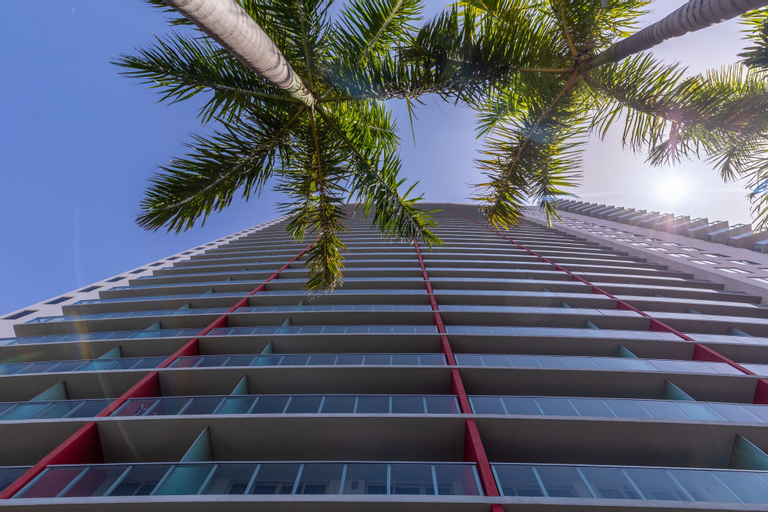 Beachwalk Vacation, Broward
