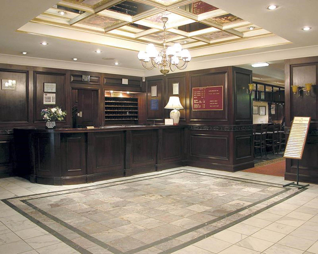 Others 5, Hampstead Britannia Hotel, London