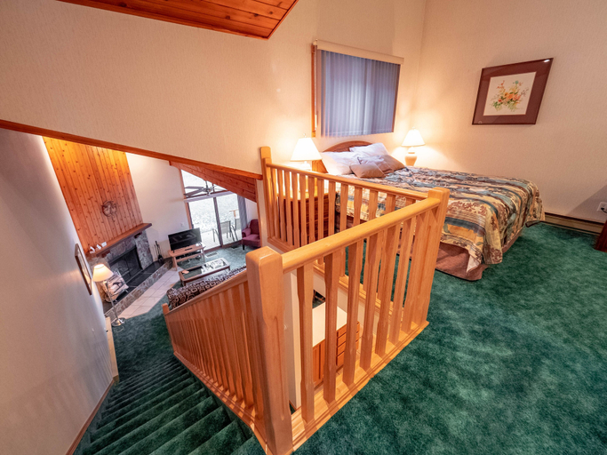 Bedroom 4, Fairmont Hot Springs Resort, East Kootenay
