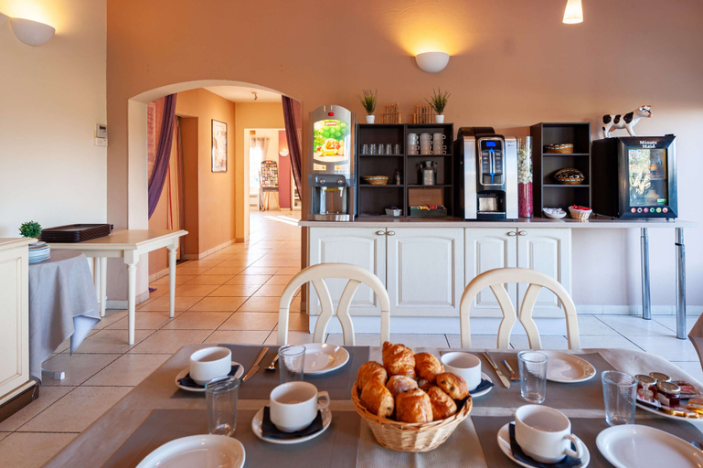 Food & Drinks 5, ResidHotel Golf Grand Avignon, Vaucluse