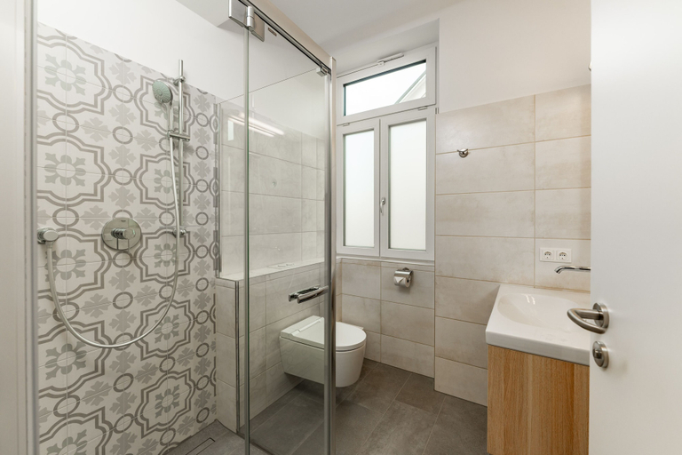 Bathroom 4, Villa Elisa, Salzburg