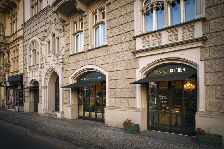 Exterior & Views 2, MN6 Luxury Suites by Adrez Living, Praha 5