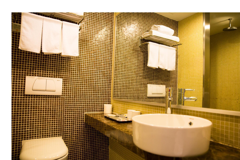 Bathroom 3, JI Hotel (Hangzhou Huanglong), Hangzhou