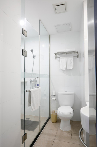 Bathroom 3, Hanting Hotel Shenyang Nanta Shoe Market, Shenyang