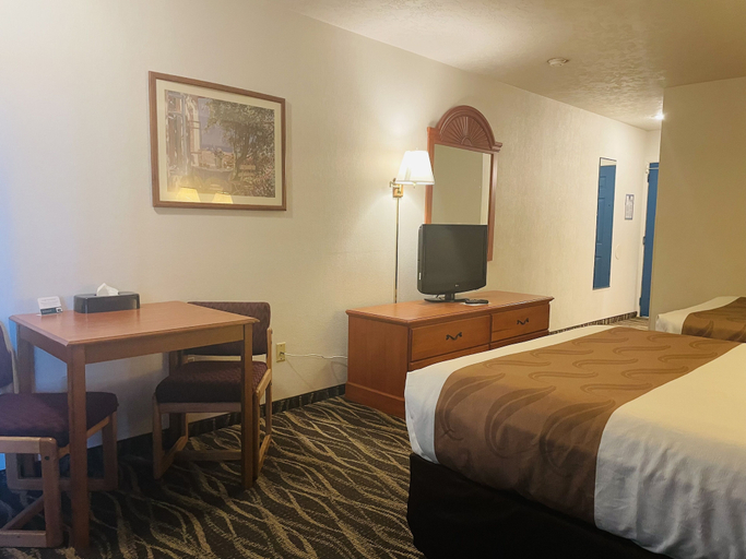 Bedroom 3, America's Best Value Inn Sandpoint, Bonner