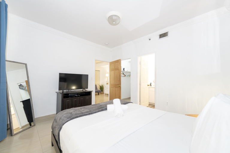 Bedroom 3, OCEAN DRIVE APARTMENTS, Miami-Dade