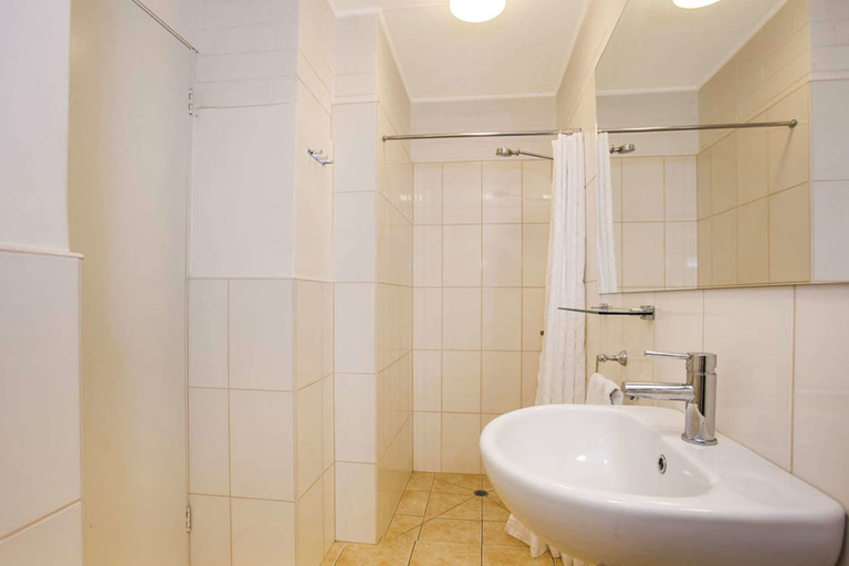 Bathroom 4, Econo Lodge Portland, Glenelg - Portland