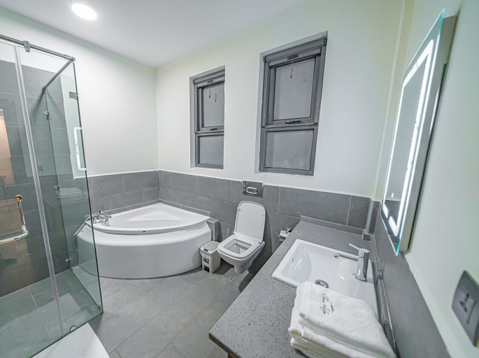 Bathroom 4, Elsie Ridge, Westlands