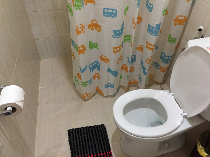 Bathroom 5, Dayview Tourist Home, Tagbilaran City