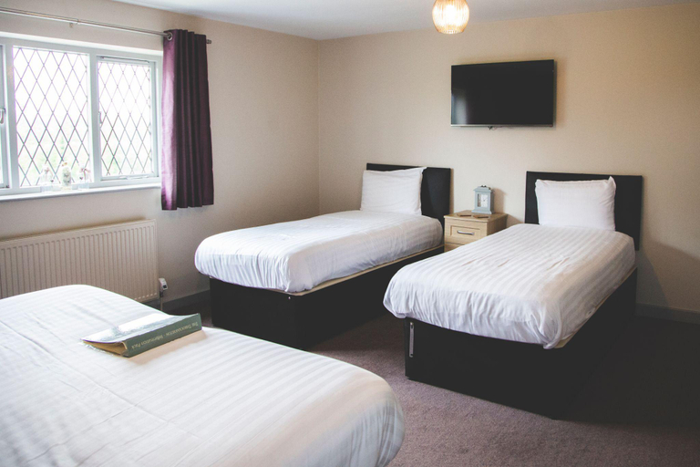 Bedroom 2, The Throckmorton, Warwickshire