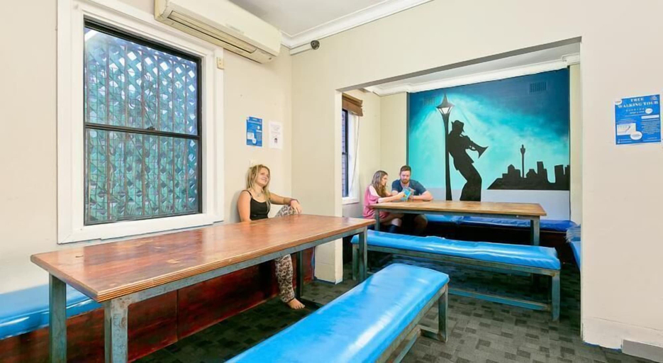 Others 5, Funk House Backpackers, Sydney