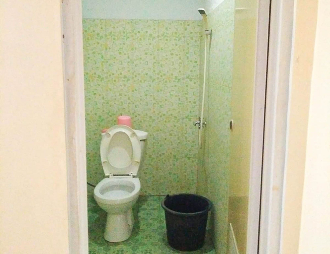 Bathroom 5, Hotel Abad Baru 1, Pangandaran