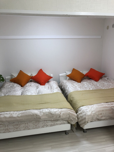 Bedroom 2, GOLDHOUSE Shinosaka 303, Osaka
