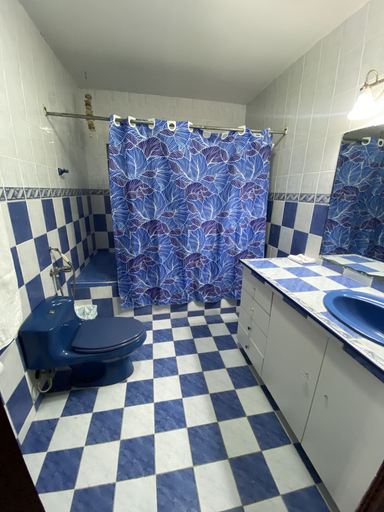 Bathroom 5, Panama Canal Inn, Panamá