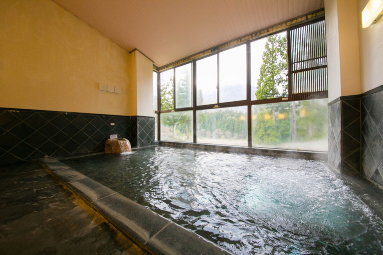 Sport & Beauty, Hotel Furearu Izumi, Ōno