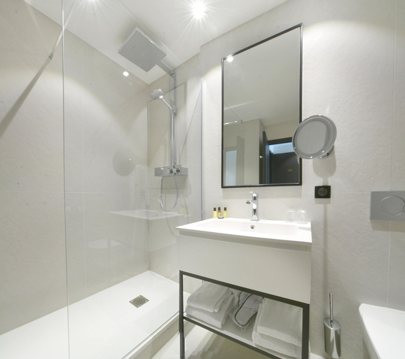 Bathroom 4, Hôtel Le Roosevelt, Rhône