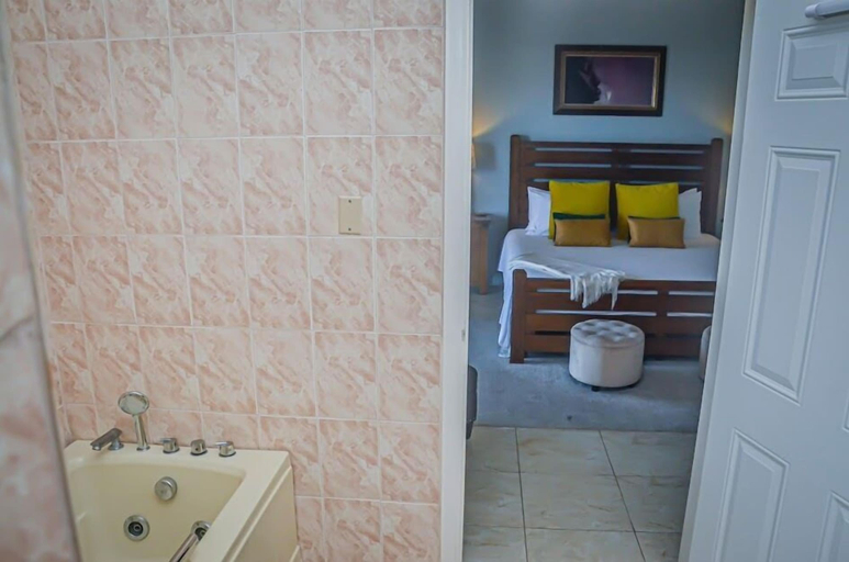Bathroom 4, The Shallhome
