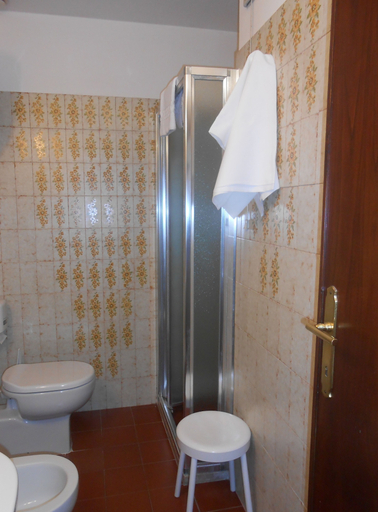 Bathroom 4, Lo Spedalicchio, Perugia