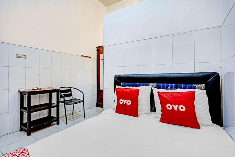 Bedroom 1, OYO 90665 Juwingan Syariah 2, Surabaya