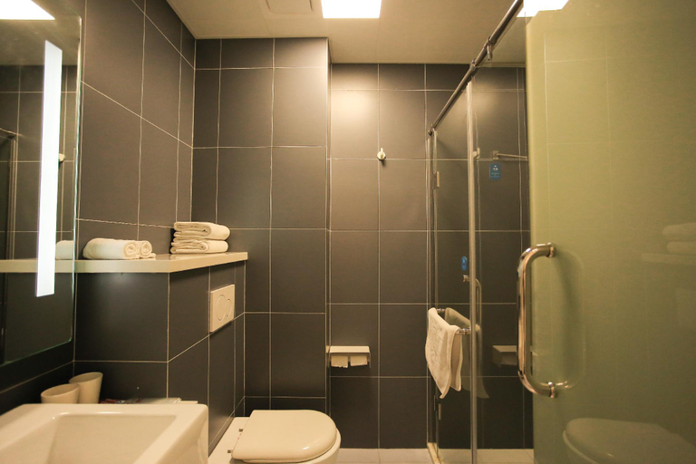 Bathroom 3, Hanting Hotel Cangzhou West Station, Cangzhou