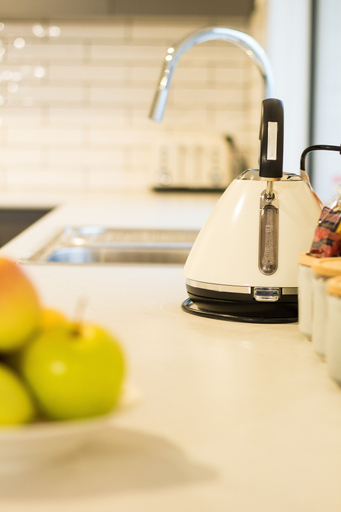 Food & Drinks 5, Ulverstone Waterfront Apartments, Central Coast - Pt A