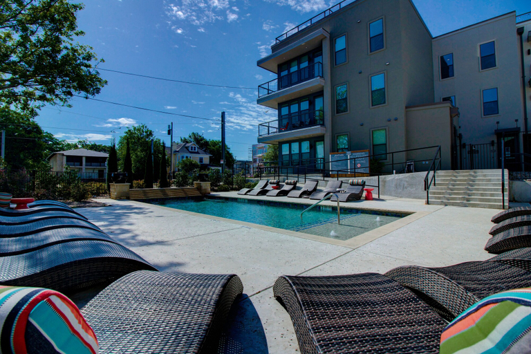 Exterior & Views 2, Bishop Arts Hotel by Qresorts., Dallas