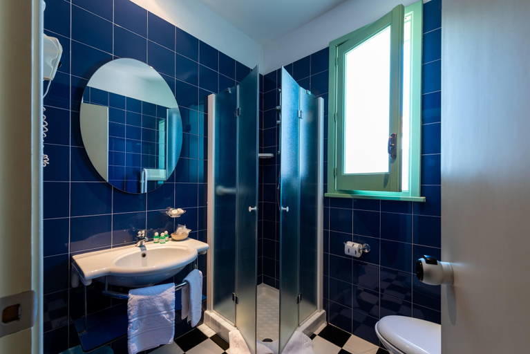 Bathroom 4, Hotel Euromare, Lecce