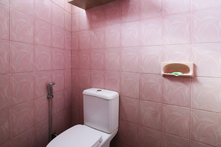 Bathroom 4, Bangsal Homestay, Denpasar
