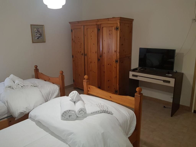 Bedroom 4, Hotel Topazio, Cuneo