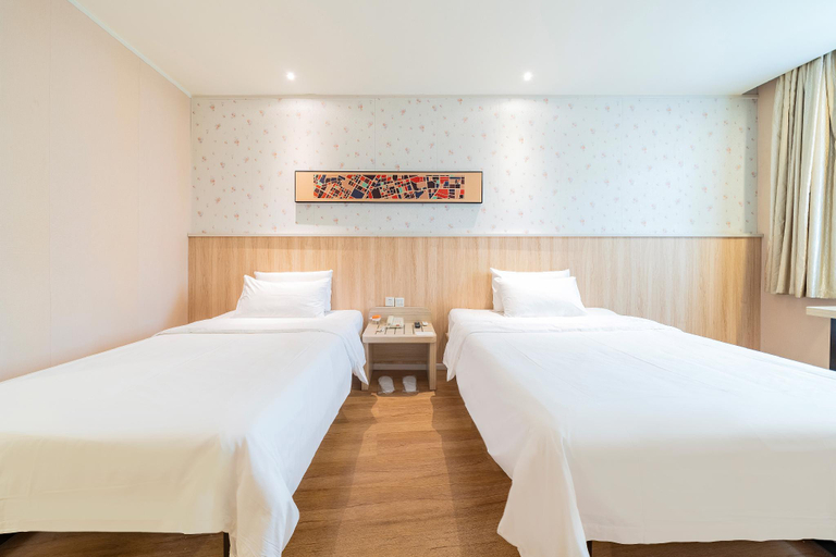 Bedroom 3, Hanting Hotel Shanghai Hongqiao Airport, Shanghai