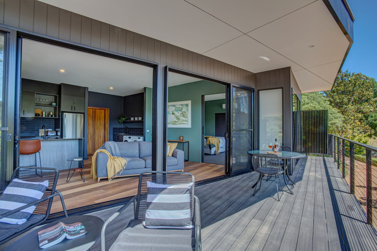 Exterior & Views, The View Bright, Alpine - East
