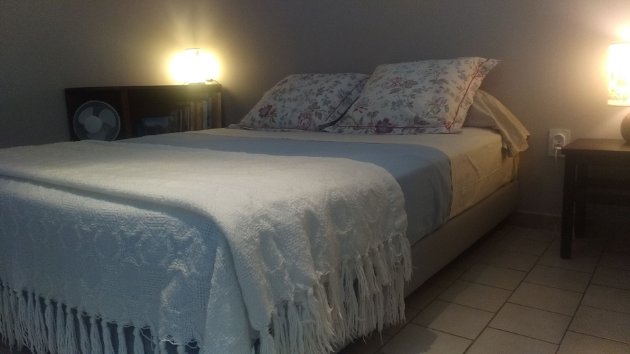 Bedroom 4, Les Jardins d'Arbousse, Gard