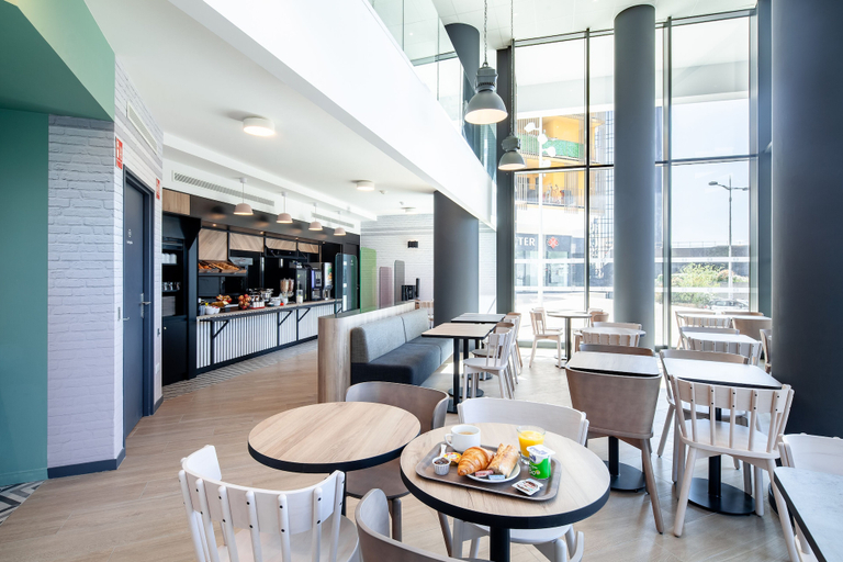 Food & Drinks 5, B&B HOTEL Paris Porte de Bagnolet, Seine-Saint-Denis