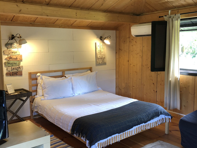 Bedroom 2, Self Catering Quinta Lamosa - Responsible Tourism for 2 People, Arcos de Valdevez
