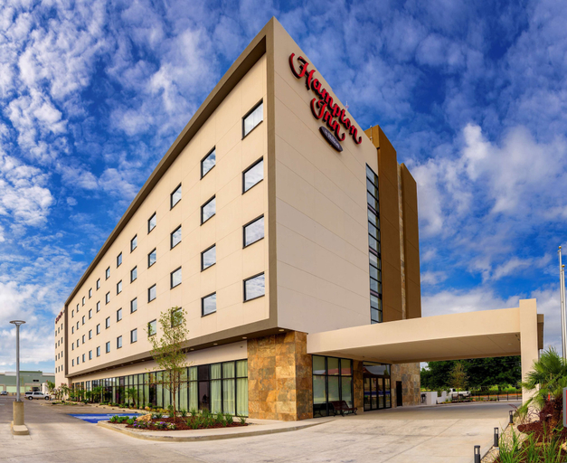 Exterior & Views 2, Hampton Inn by Hilton Piedras Negras, Piedras Negras