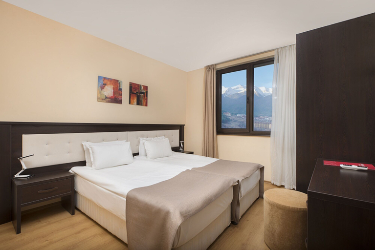 Bedroom 3, Royal Park Hotel & Apartments, Bansko